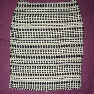 LOFT petite black and white pencil skirt